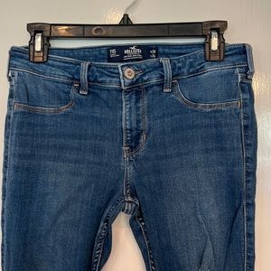 Hollister low rise jean legging, dark wash, destroyed, Sz 7XS w28 L24